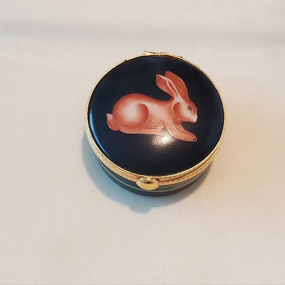 TIFFANY&CO,LIMOGES, HAND PAINTED, SIGNED. RARE FIND